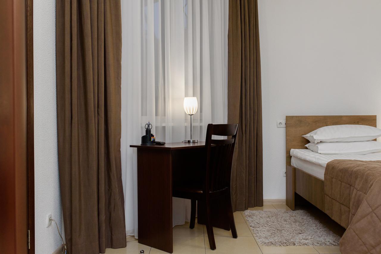 M&M Aparthotel Soumy Extérieur photo