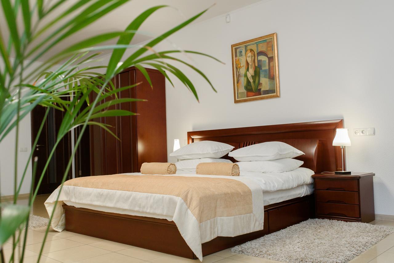 M&M Aparthotel Soumy Extérieur photo